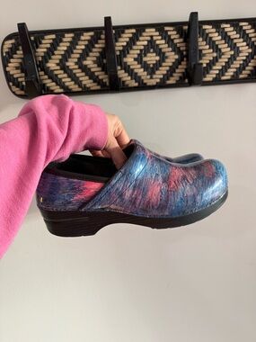 Dansko Professional Cotton Candy Patent Clogs - Blue/Pink - EU 41/US 10.5
